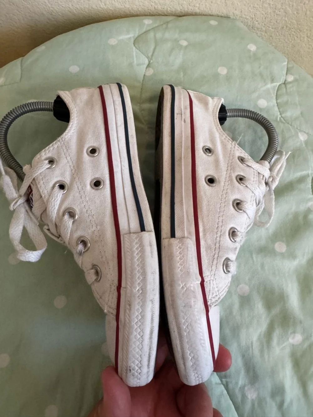 Converse white canvas